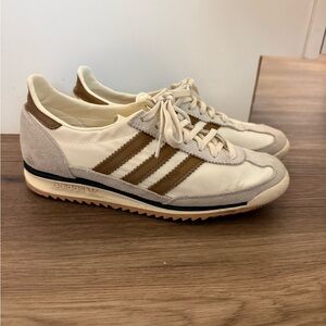 Adidas sambas